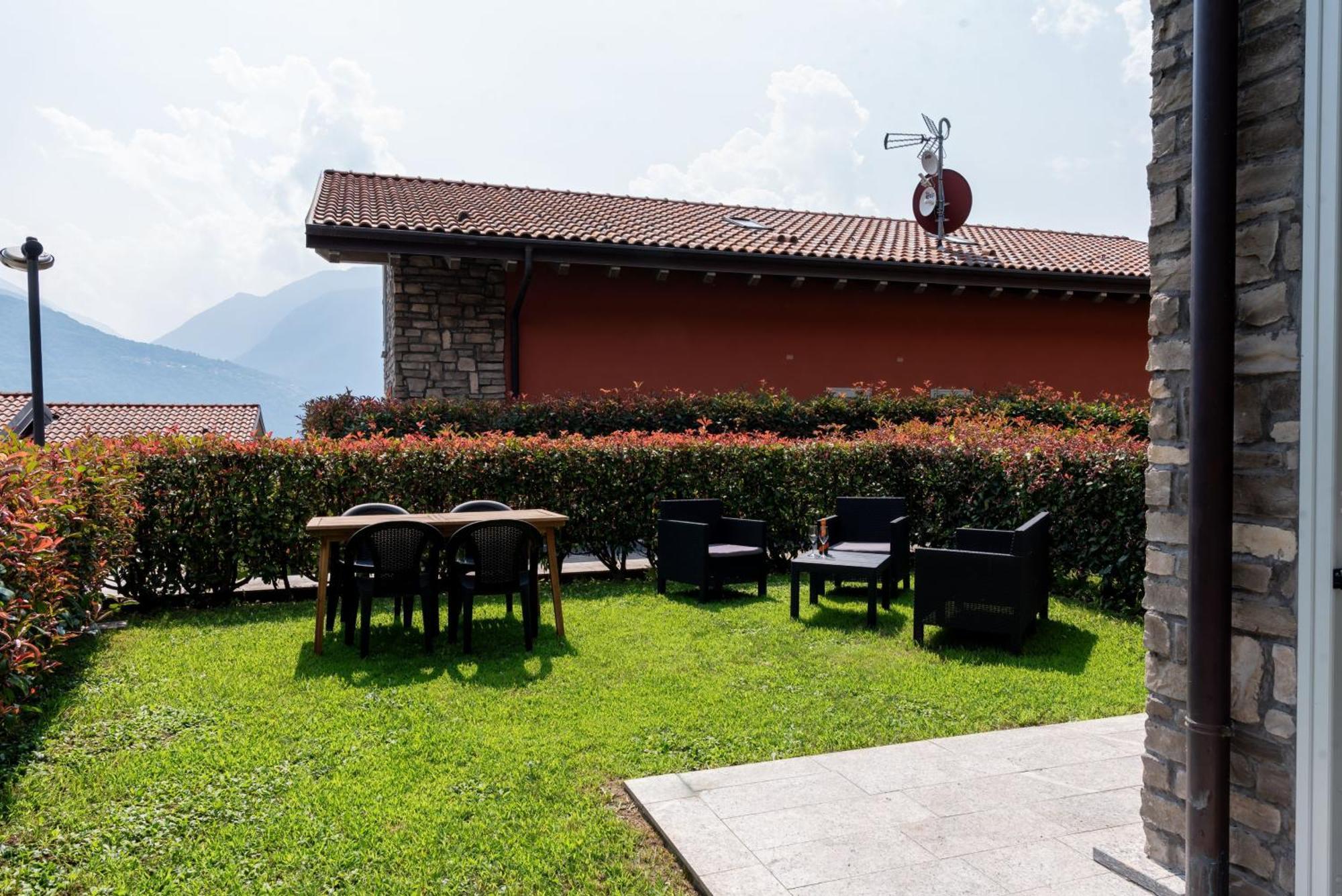 Sant'Anna Villetta Giardino - Pianello Del Lario By Lovecomo Luaran gambar